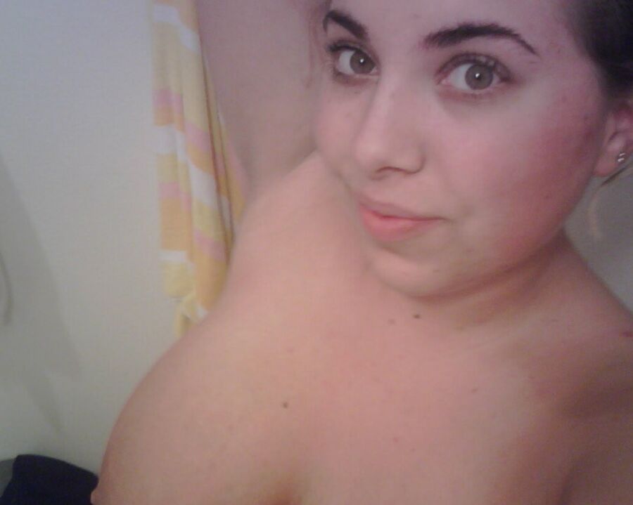 Free porn pics of Pretty girl - huge tits 21 of 52 pics