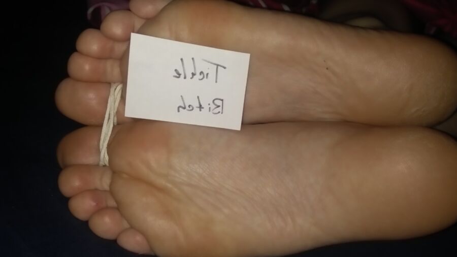 Free porn pics of Susan - tied toes with message 16 of 22 pics