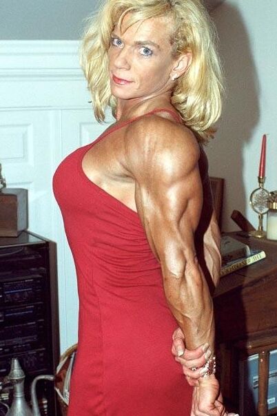 Free porn pics of Beth Roberts! Classic Cut Muscle Beautiful! 16 of 75 pics