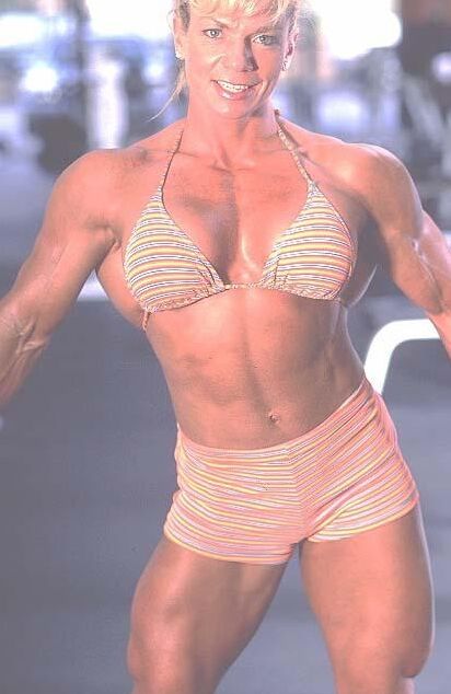 Free porn pics of Beth Roberts! Classic Cut Muscle Beautiful! 11 of 75 pics