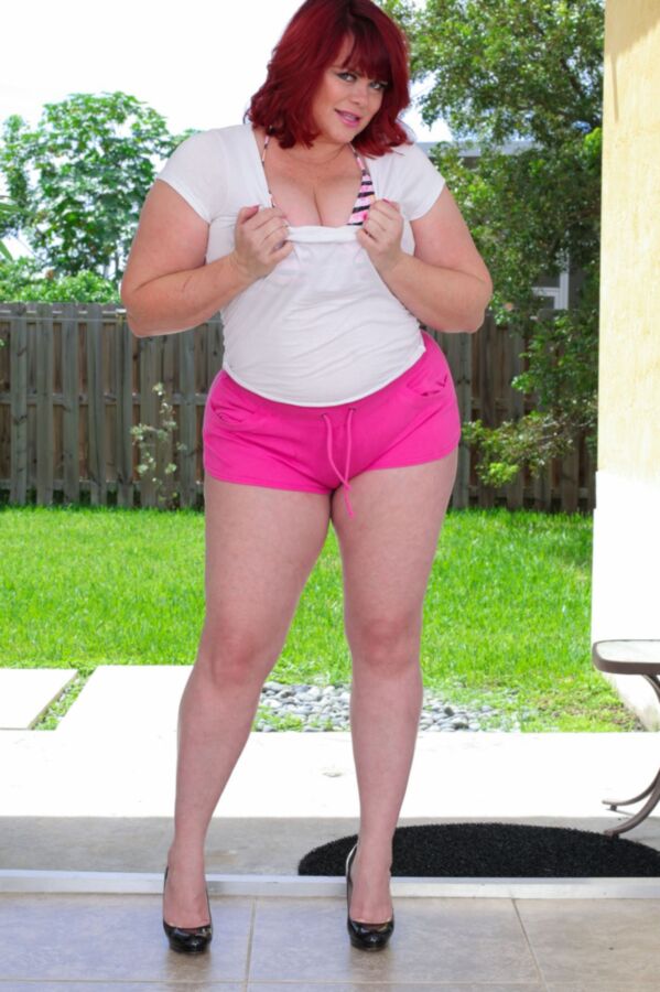Free porn pics of Marcy Diamond - neon pink boy shorts bubble butt milf 7 of 301 pics
