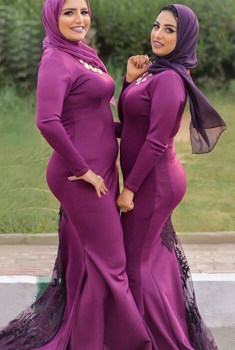 Free porn pics of Arab Hijab girls with thick ass bodies 7 of 443 pics