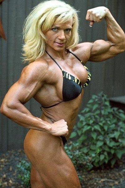 Free porn pics of Beth Roberts! Classic Cut Muscle Beautiful! 20 of 75 pics