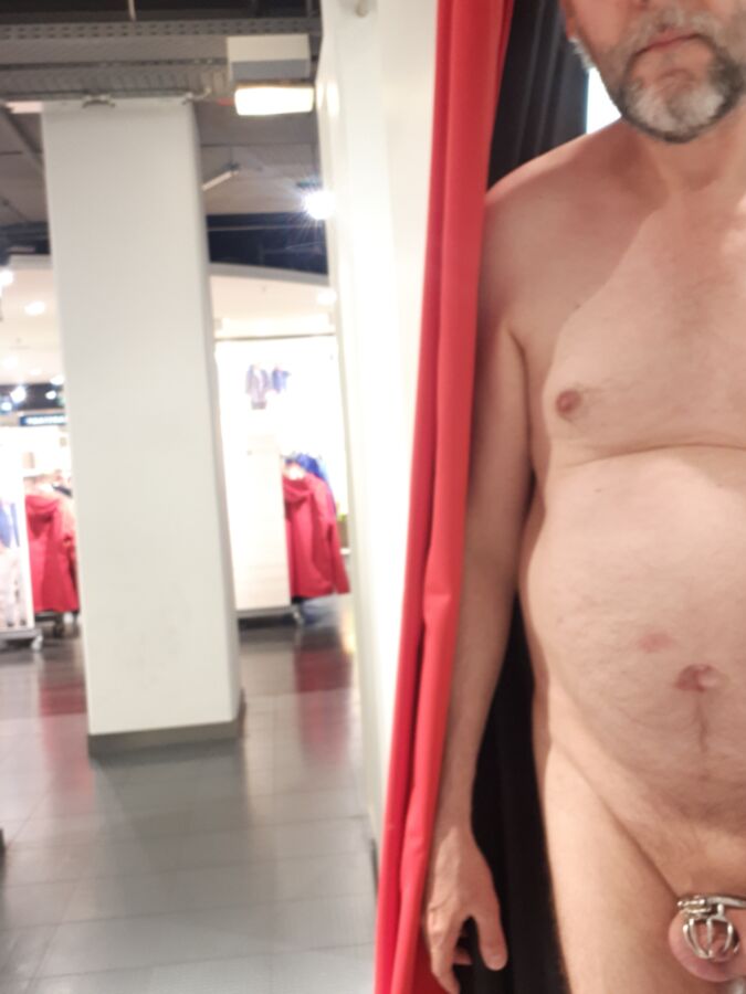 Free porn pics of Naked in a department store  6 of 6 pics