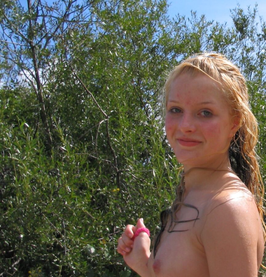 Free porn pics of Topless Holiday Snaps 1 of 23 pics