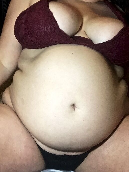 Free porn pics of Belly 15 of 39 pics