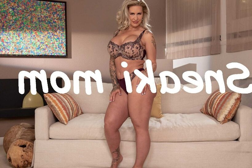 Free porn pics of sneaki mom 1 of 45 pics