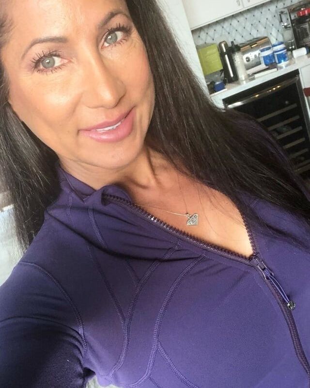 Free porn pics of Hot selfie Milf 20 of 29 pics