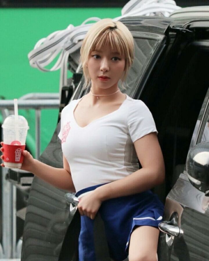 Free porn pics of Hottest Kpop Sluts AOA 8 of 39 pics