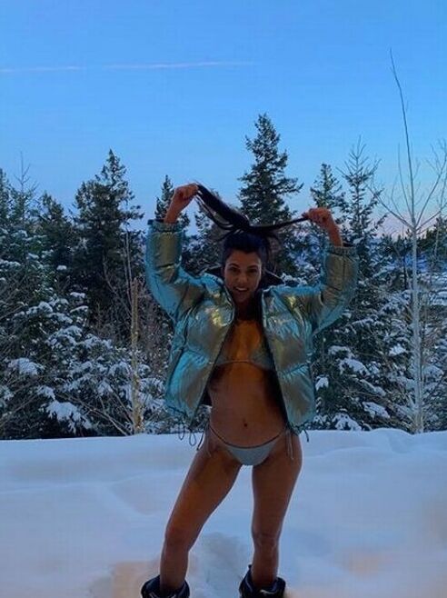 Free porn pics of Kourtney Kardashian 1 of 30 pics