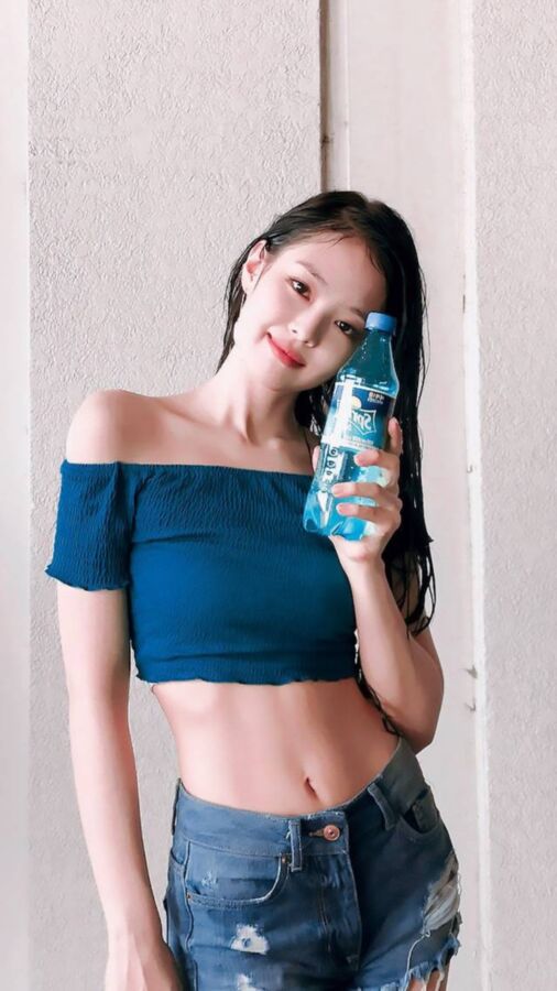 Free porn pics of Kpop singer BlackPink Jennie 10 of 14 pics