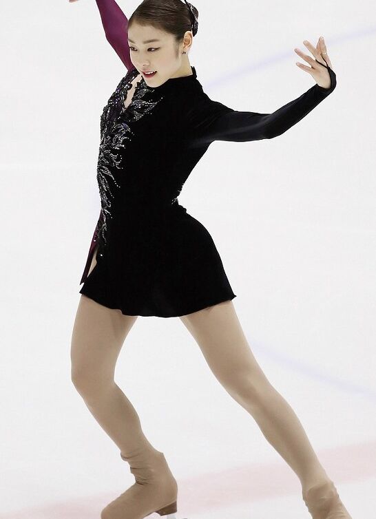 Free porn pics of Korean figure skater Kim Yuna 18 of 32 pics