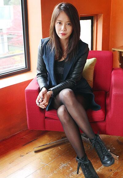 Free porn pics of Korean actress Song Ji-hyo 18 of 32 pics