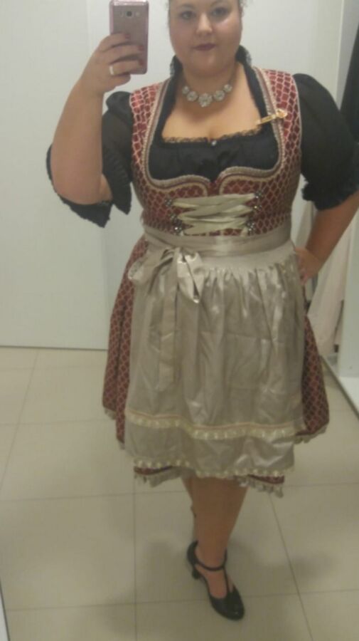 Free porn pics of Geile Fette Dirndl Sau Zum Abwichsen  3 of 11 pics