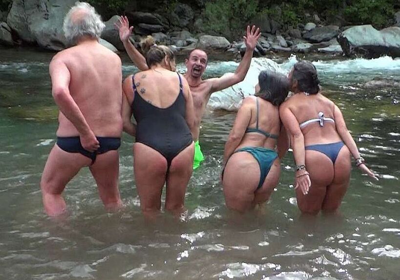 Free porn pics of Italian Mature and Granny at The Beach (ass special) 13 of 22 pics