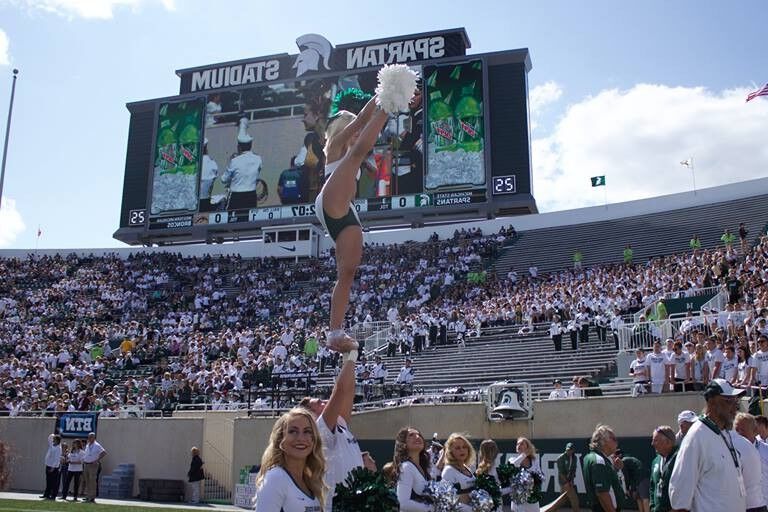 Free porn pics of Michigan State University cheerleaders 9 of 35 pics