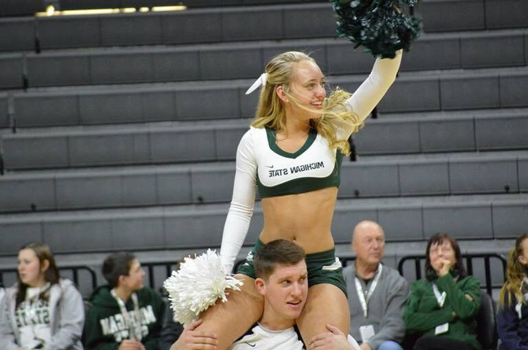 Free porn pics of Michigan State University cheerleaders 14 of 35 pics