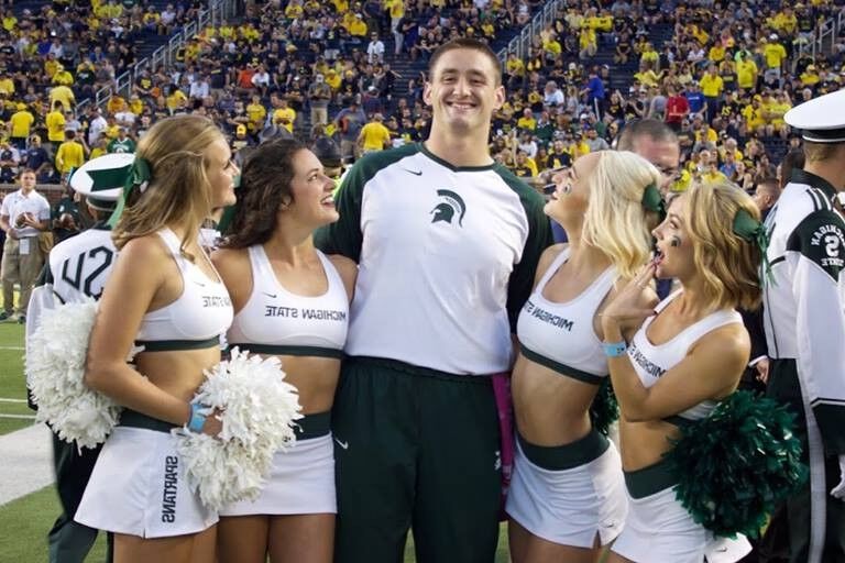 Free porn pics of Michigan State University cheerleaders 2 of 35 pics