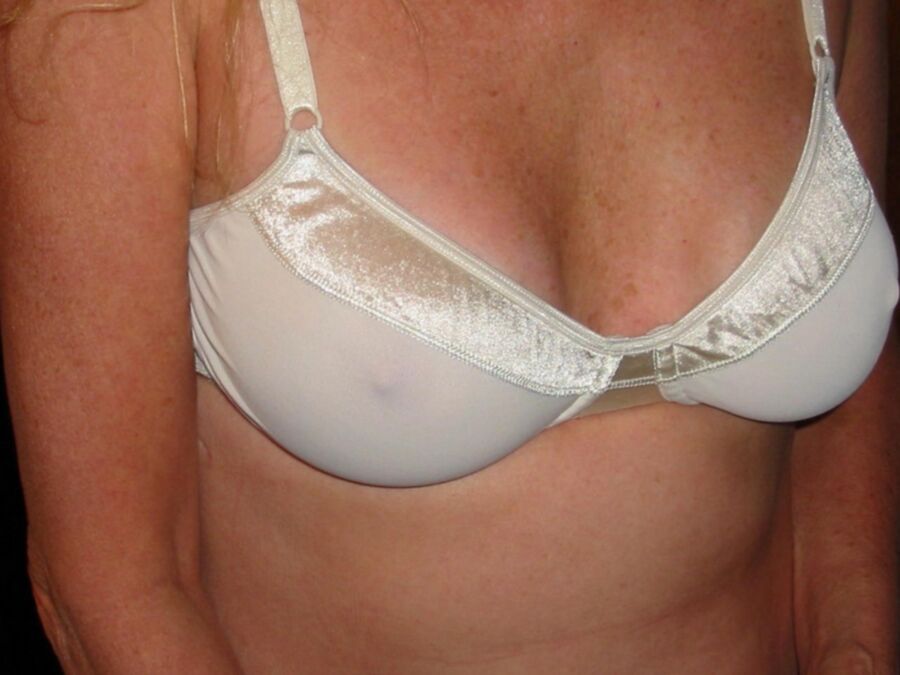 Free porn pics of White bra see through 7 of 31 pics