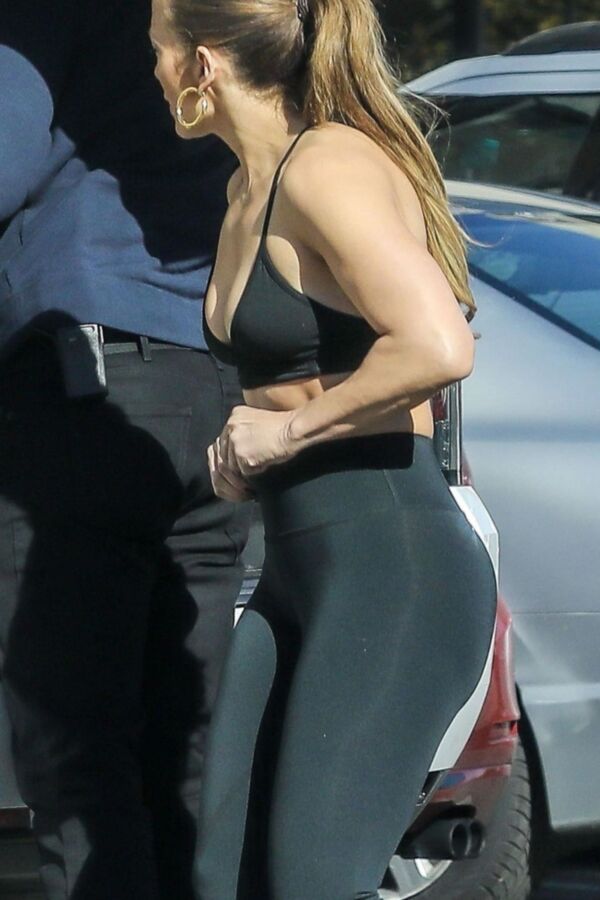 Free porn pics of Jennifer Lopez - Sexy Busty Actress/Singer Flaunts Cleavage, Ass 18 of 27 pics