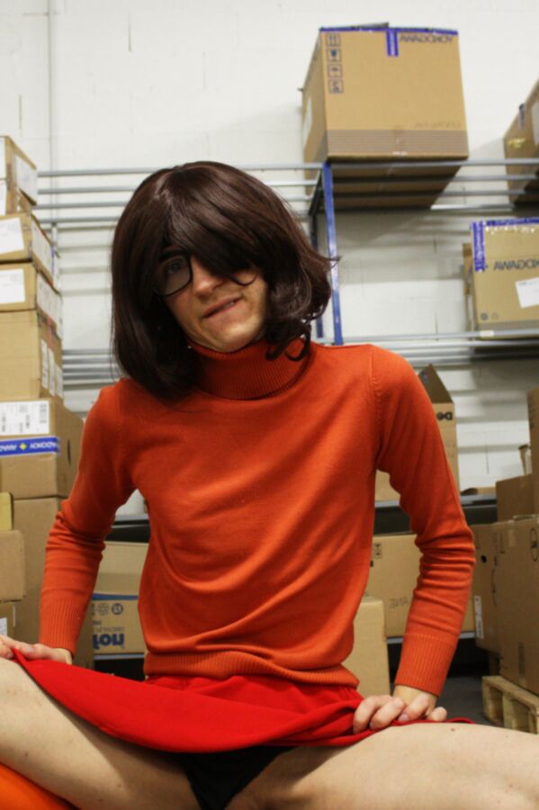 Free porn pics of Cosplay trap Velma in warehouse 12 of 12 pics