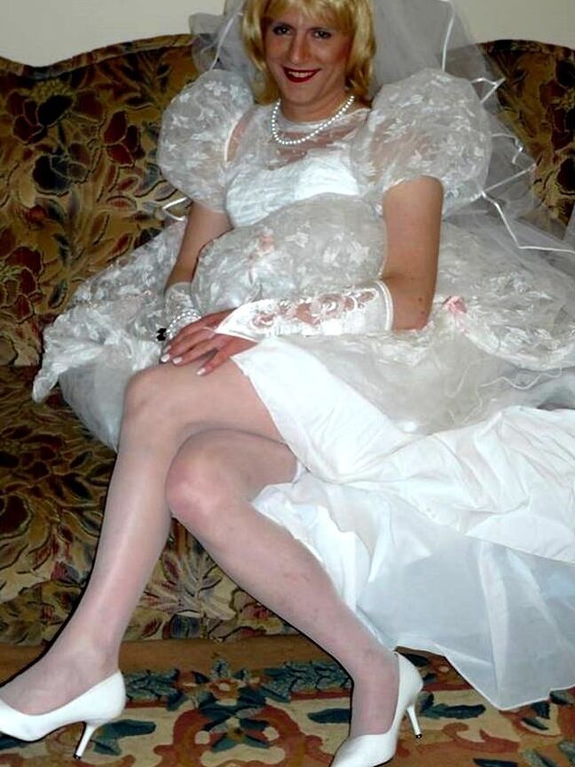 Free porn pics of Wedding dresses for Lady M 6 of 30 pics