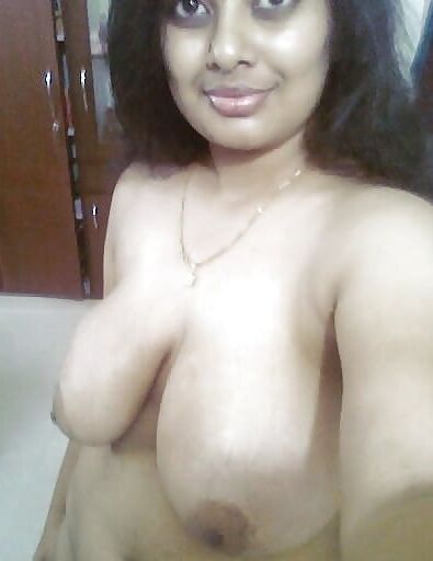 Free porn pics of LOVELY SOUTH INDIAN BITCH... 13 of 19 pics