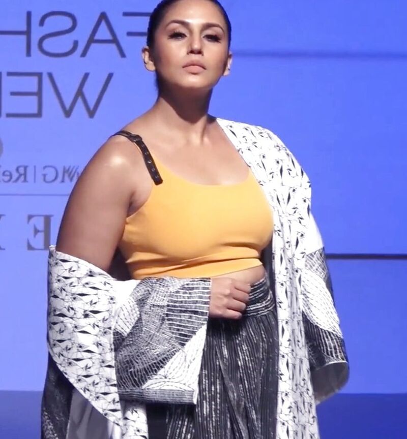 Free porn pics of Huma Qureshi- Busty Voluptuous Indian Bollywood Celeb Sexy Poses 17 of 64 pics