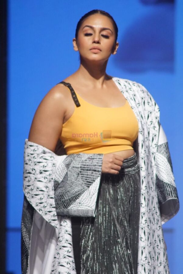 Free porn pics of Huma Qureshi- Busty Voluptuous Indian Bollywood Celeb Sexy Poses 2 of 64 pics