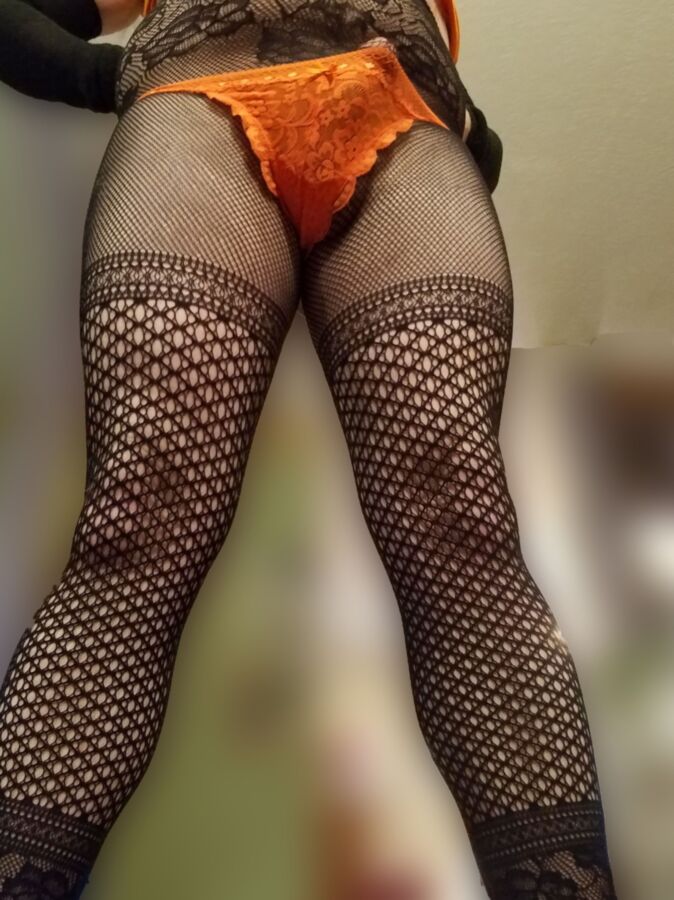Free porn pics of Ms. Evelyn in Orange and Black 20 of 22 pics