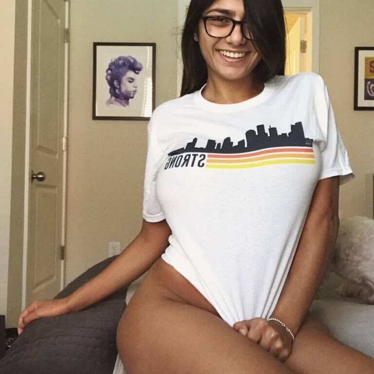 Free porn pics of Mia Khalifa V 17 of 22 pics