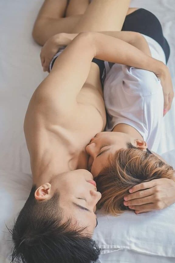 Free porn pics of Asian twinks couple (no porn) 11 of 14 pics