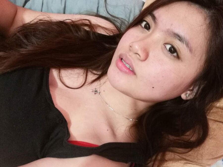 Free porn pics of Cutie pinay for fake 2 of 4 pics