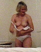 Free porn pics of Mature UK MILF Valerie Marie of Horsham shows all 11 of 28 pics