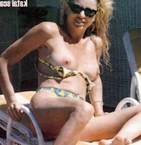 Free porn pics of Alba Parietti Italian Nude 23 of 50 pics