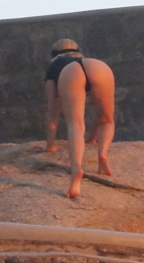Free porn pics of Perrie Edwards 8 of 12 pics