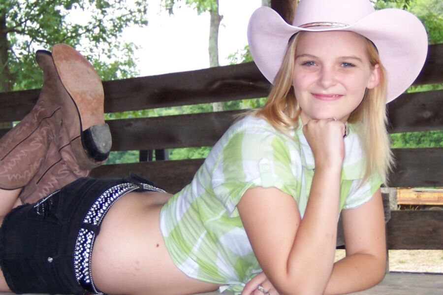 Free porn pics of Sexy cowgirls 13 of 68 pics
