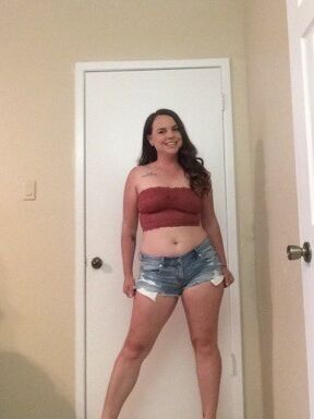 Free porn pics of Getting ready to go out tonight 2 of 16 pics