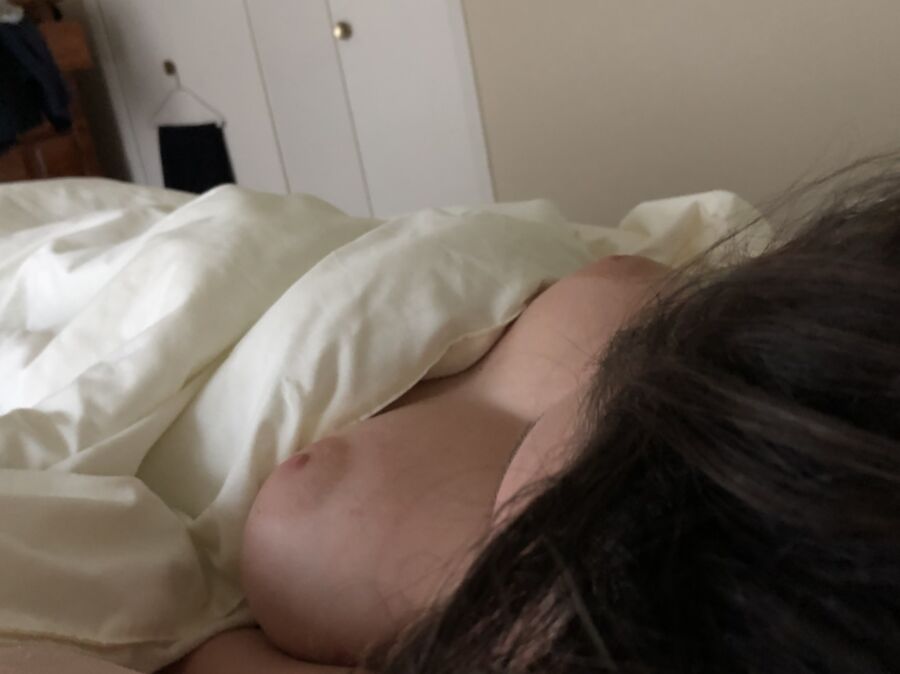 Free porn pics of sleeping girls 6 of 67 pics