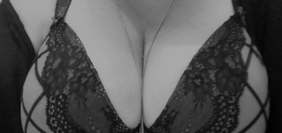 Free porn pics of Bits of British Women in Black & White 1 of 23 pics