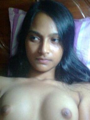 Free porn pics of Indian village desi teen posing nude 7 of 9 pics