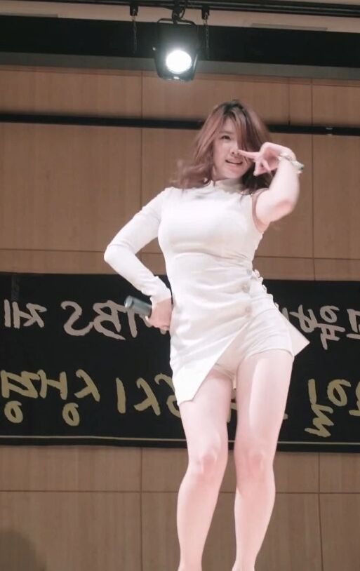 Free porn pics of Hyoseong 16 of 24 pics