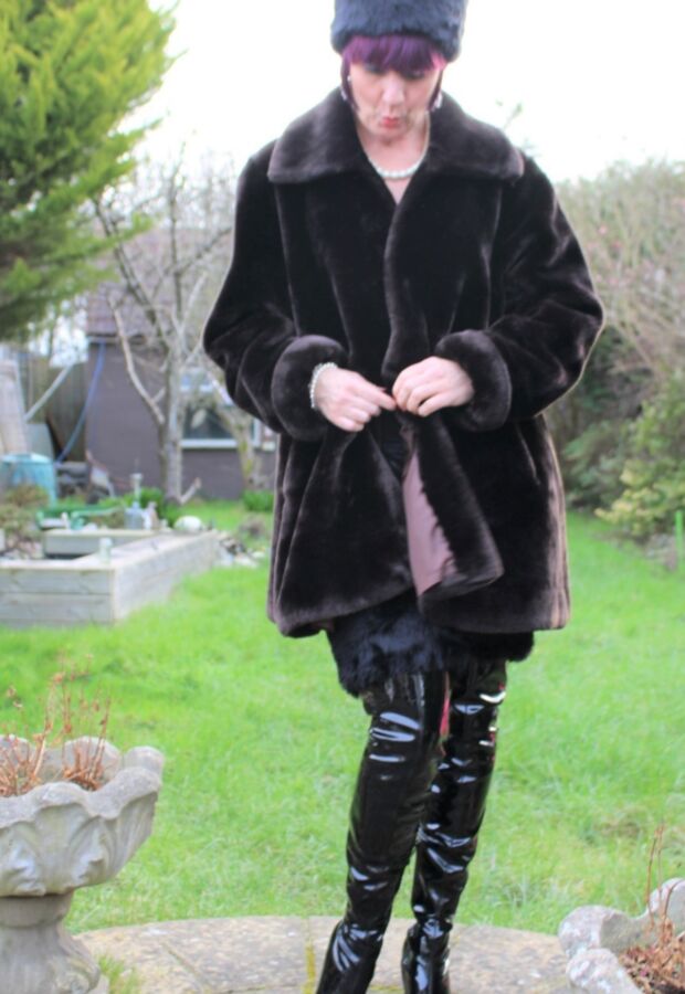 Free porn pics of UK Milf Penny in Fur Coat and Boots 13 of 62 pics