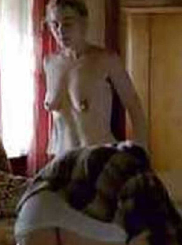 Free porn pics of Kate Winslet bareback 14 of 61 pics
