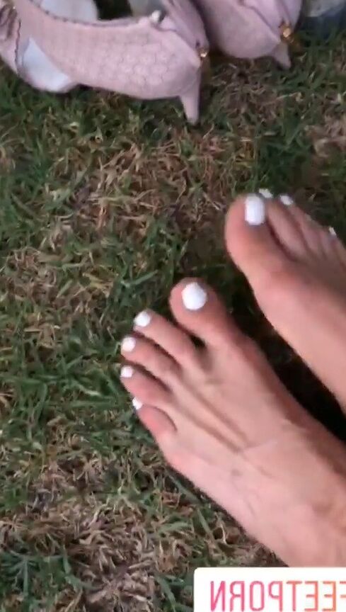 Free porn pics of Giulia Siegel Feet No Nude 19 of 433 pics