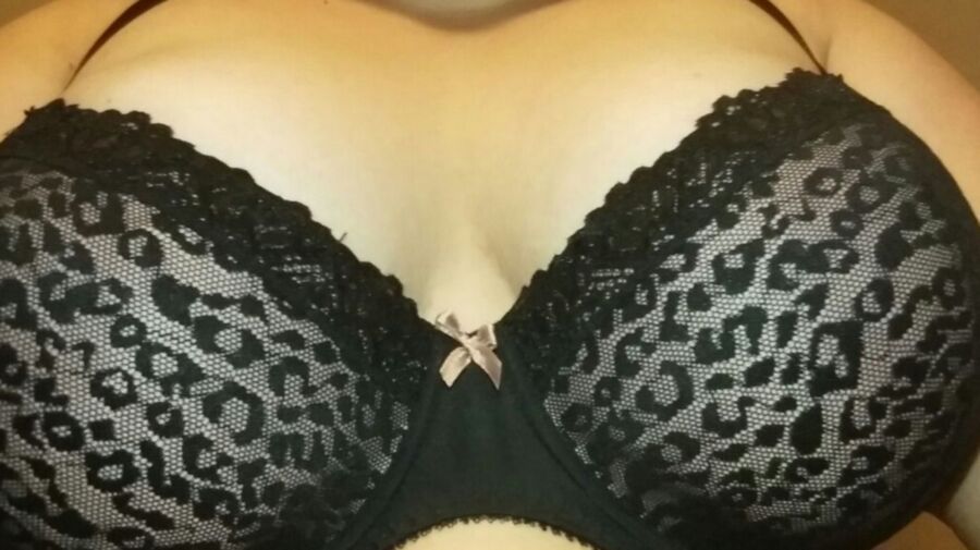 Free porn pics of Fat Pig Slut Wife Daily Life Shots 1 of 28 pics