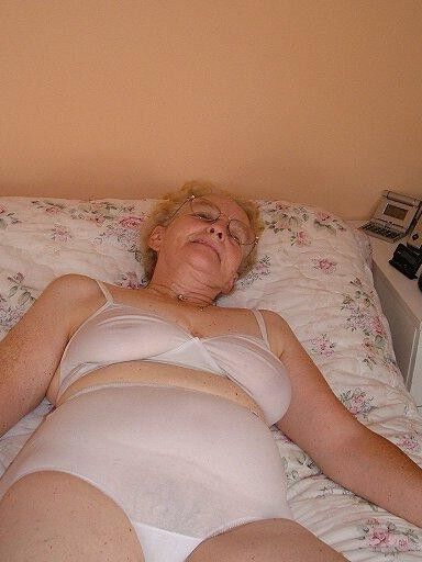 Free porn pics of Classic Old Granny 1 of 15 pics