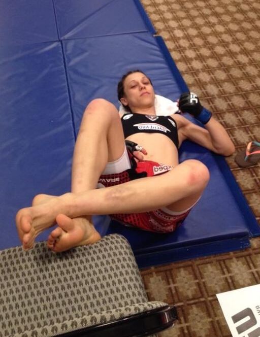 Free porn pics of Joanna Jedrzejczyk Luvs Showing Off her Feet! 1 of 31 pics