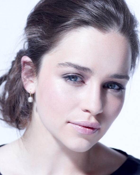 Free porn pics of Emilia Clarke, Hail to the Khaleesi ! 2 of 99 pics