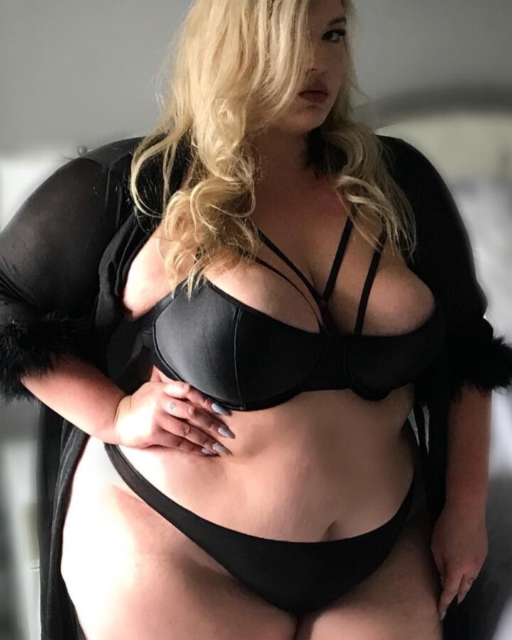 Free porn pics of Plussize Barbie NN 18 of 54 pics